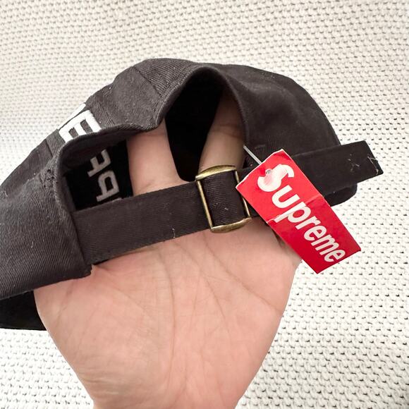 Supreme Black White Logo Stripe 6 Panel Baseball Cap Hat NWT FW18 One Size OS - Picture 6 of 7